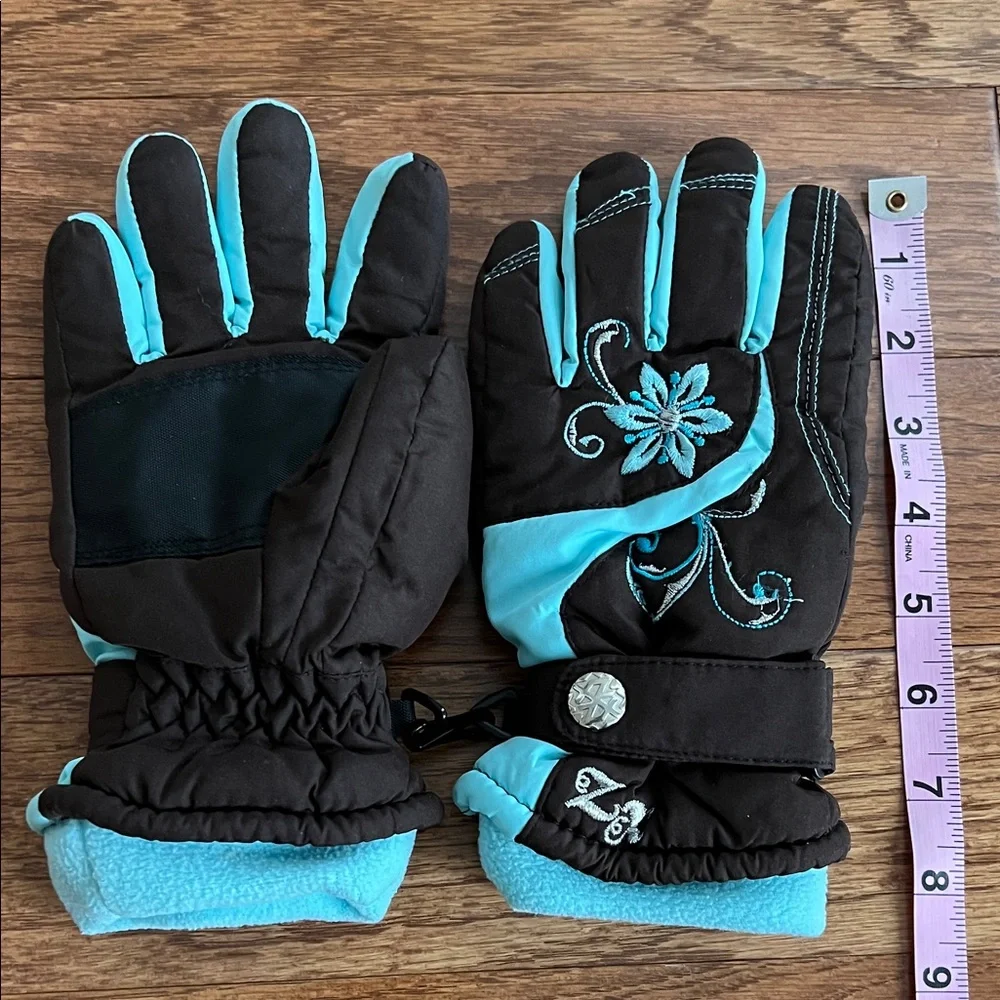 3M Thinsulate Black and Blue Kids Mittens